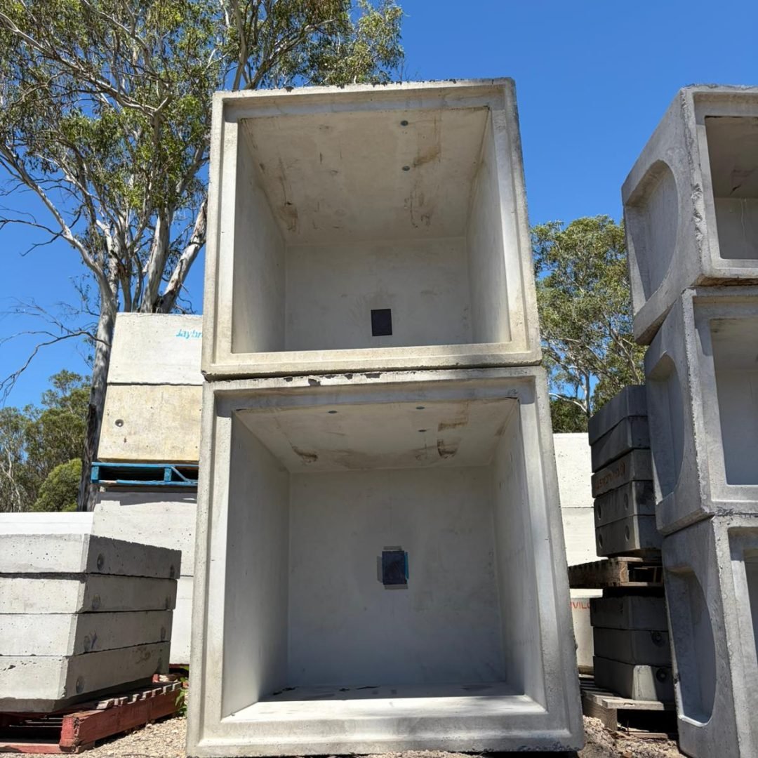 Pipeline Seconds Concrete Pit Bases (4)